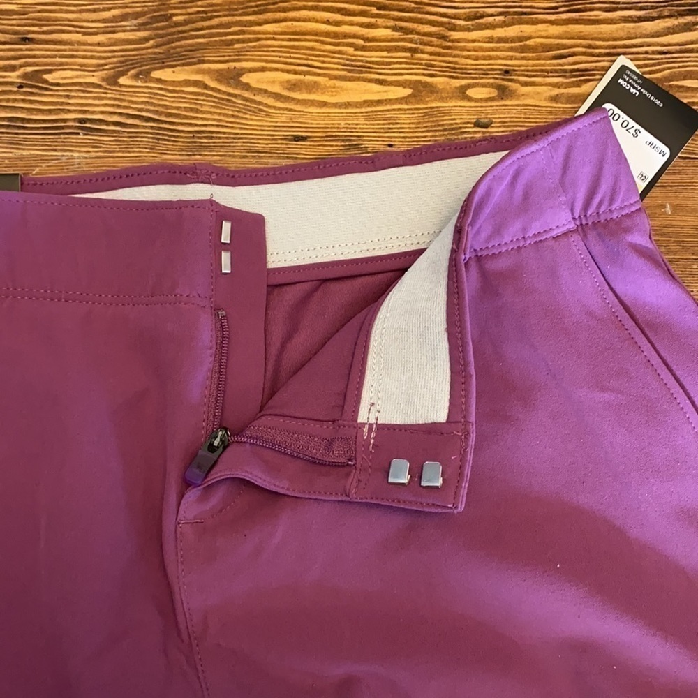 𝅺UNDER Armour ladies golf skort NWT - Picture 7 of 7